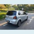 VOLKSWAGEN POLO 1.6 SPORTLINE - PRATA - 2013 Foto 6 (Miniatura)