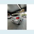 CHEVROLET ONIX - PRATA - 2017 Foto 6 (Miniatura)