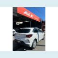 CHEVROLET ONIX - BRANCO - 2023 Foto 6 (Miniatura)