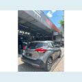 NISSAN KICKS - CINZA - 2018 Foto 6 (Miniatura)