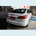 FORD FOCUS HATCH SE PLUS 2.0 POWERSHIFT - BRANCO - 2017 Foto 6 (Miniatura)
