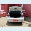 VOLKSWAGEN VOYAGE 1.6 MSI 8V FLEX - BRANCO - 2021 Foto 6 (Miniatura)