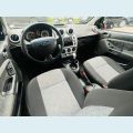 FORD FIESTA 1.6 8V FLEX/CLASS 1.6 8V FLEX 5P - PRATA - 2011 Foto 6 (Miniatura)
