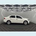 VOLKSWAGEN VOYAGE 1.0 MPI FLEX MANUAL 4P - BRANCO - 2023 Foto 6 (Miniatura)