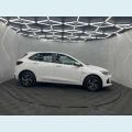 CHEVROLET ONIX LT 1.0 TURBO FLEX MANUAL 4P - BRANCO - 2024 Foto 6 (Miniatura)