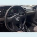 VOLKSWAGEN VOLKSWAGEN SANTANA 2.0 MI FLEX MANUAL 4P - PRATA - 2000 Foto 6 (Miniatura)