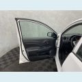 NISSAN VERSA V-DRIVE 1.0 12V FLEX MANUAL 4P - BRANCO - 2021 Foto 6 (Miniatura)