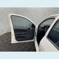 VOLKSWAGEN VOYAGE 1.0 MPI FLEX MANUAL 4P - BRANCO - 2023 Foto 6 (Miniatura)