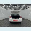 VOLKSWAGEN VOYAGE 1.0 MPI FLEX MANUAL 4P - BRANCO - 2023 Foto 6 (Miniatura)