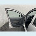 RENAULT LOGAN ZEN 1.0 12V SCE FLEX MANUAL 4P - PRATA - 2023 Foto 6 (Miniatura)