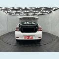 RENAULT LOGAN ZEN 1.0 12V SCE FLEX - BRANCO - 2023 Foto 6 (Miniatura)