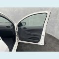 VOLKSWAGEN GOL 1.0 12V FLEX - BRANCO - 2022 Foto 6 (Miniatura)