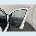 RENAULT LOGAN ZEN 1.0 - BRANCO - 2025 Foto 6 (Miniatura)