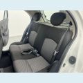 NISSAN MARCH 10S FLEX MANUAL 4P - BRANCO - 2015 Foto 6 (Miniatura)
