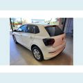 VOLKSWAGEN POLO 1.0 170 TSI COMFORTLINE AUT. - INDEFINIDA - 2023 Foto 7 (Miniatura)