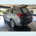 MITSUBISHI OUTLANDER 3.0 MIVEC V6 HPE-S AWD AUT. - N/D - 2020 Foto 7 (Miniatura)