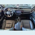 TOYOTA HILUX - PRATA - 2023 Foto 7 (Miniatura)