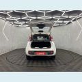 FIAT UNO VIVACE 1.0 8V FLEX 2P - BRANCO - 2015 Foto 7 (Miniatura)