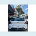 CHEVROLET ONIX - BRANCO - 2023 Foto 7 (Miniatura)