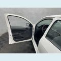 VOLKSWAGEN VOYAGE 1.0 MPI FLEX MANUAL 4P - BRANCO - 2023 Foto 7 (Miniatura)