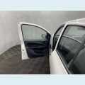 FIAT UNO ATTRACTIVE 1.0 FLEX MANUAL 4P - BRANCO - 2021 Foto 7 (Miniatura)