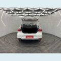 VOLKSWAGEN VOYAGE 1.6 FLEX MANUAL 4P - BRANCO - 2022 Foto 7 (Miniatura)