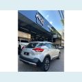 NISSAN KICKS - PRATA - 2017 Foto 7 (Miniatura)