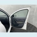 RENAULT LOGAN ZEN 1.0 12V SCE FLEX - BRANCO - 2023 Foto 7 (Miniatura)
