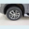 TOYOTA HILUX SW4 2.8 SRX 4X4 16V TURBO INTERCOOLER DIESEL 4P AUT. - CINZA - 2019 Foto 8 (Miniatura)