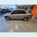 VOLKSWAGEN VOYAGE 1.0 MI COMFORTLINE 8V FLEX 4P MANUAL - PRATA - 2015 Foto 8 (Miniatura)