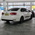 VOLKSWAGEN JETTA 2.0 - BRANCO - 2012 Foto 8 (Miniatura)