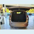 JEEP COMMANDER OVERLAND T270 1.3 TB FLEX AUT - DOURADO - 2022 Foto 8 (Miniatura)