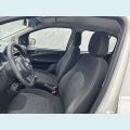 FIAT UNO ATTRACTIVE 1.0 FLEX MANUAL 4P - BRANCO - 2021 Foto 8 (Miniatura)