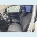 VOLKSWAGEN FOX VHT 1.6 FLEX MANUAL 4P - BRANCO - 2014 Foto 8 (Miniatura)