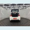 FIAT MOBI LIKE 1.0 FLEX MANUAL 4P - BRANCO - 2022 Foto 8 (Miniatura)