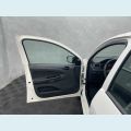 VOLKSWAGEN VOYAGE 1.0 MPI FLEX MANUAL 4P - BRANCO - 2023 Foto 8 (Miniatura)