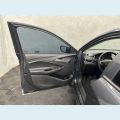 CHEVROLET ONIX LT 1.0 TURBO FLEX MANUAL 4P - CINZA - 2024 Foto 8 (Miniatura)