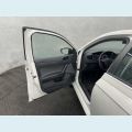 VOLKSWAGEN POLO TRACK 1.0 FLEX MANUAL 4P - BRANCO - 2023 Foto 8 (Miniatura)