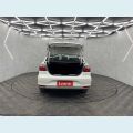 VOLKSWAGEN VOYAGE 1.6 FLEX MANUAL 4P - BRANCO - 2022 Foto 8 (Miniatura)