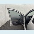 RENAULT LOGAN ZEN 1.0 FLEX MANUAL 4P - PRATA - 2024 Foto 8 (Miniatura)