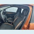 RENAULT RENAULT KWID OUTSIDER 1.0 12V SCE FLEX MANUAL 4P - LARANJA - 2022 Foto 8 (Miniatura)