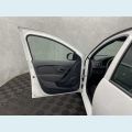 RENAULT RENAULT LOGAN ZEN 1.0 12V SCE FLEX MANUAL 4P - BRANCO - 2023 Foto 8 (Miniatura)
