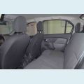 RENAULT LOGAN EXPRESSION 1.6 8V FLEX MANUAL 4P - PRATA - 2017 Foto 8 (Miniatura)