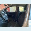 FIAT FIAT UNO DRIVE 1.0 FLEX MANUAL 4P - BRANCO - 2019 Foto 8 (Miniatura)