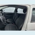 VOLKSWAGEN VOYAGE 1.0 MPI FLEX MANUAL 4P - BRANCO - 2023 Foto 8 (Miniatura)