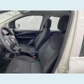 FIAT UNO ATTRACTIVE 1.0 8V (FLEX) 4P - BRANCO - 2019 Foto 8 (Miniatura)
