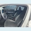 VOLKSWAGEN GOL 1.0 12V FLEX - BRANCO - 2023 Foto 8 (Miniatura)