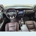 TOYOTA HILUX SW4 2.8 SRX 4X4 16V TURBO INTERCOOLER DIESEL 4P AUT. - CINZA - 2019 Foto 9 (Miniatura)