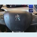 PEUGEOT 208 1.2 ACTIVE 12V FLEX 4P MANUAL - BRANCO - 2018 Foto 9 (Miniatura)