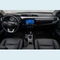 TOYOTA HILUX 2.8 D-4D TURBO DIESEL CD SRV 4X4 AUT. - PRATA - 2024 Foto 9 (Miniatura)